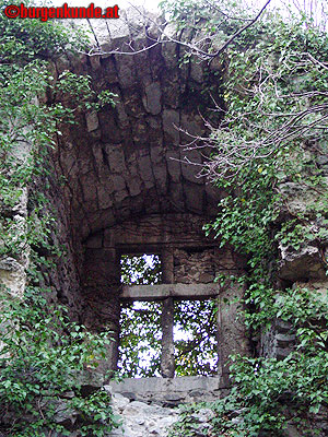 Ruine Scharfeneck bei Mannersdorf am Leithagebirge