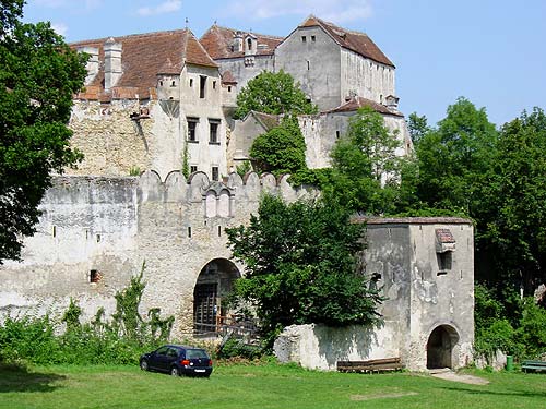 Burg Kreuzenstein